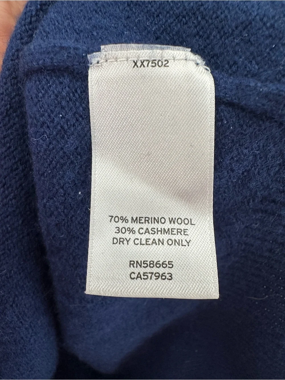 1901 Nordstrom Mens L Blue Merino Wool Cashmere Blend V-Neck Sweater Slim Fit